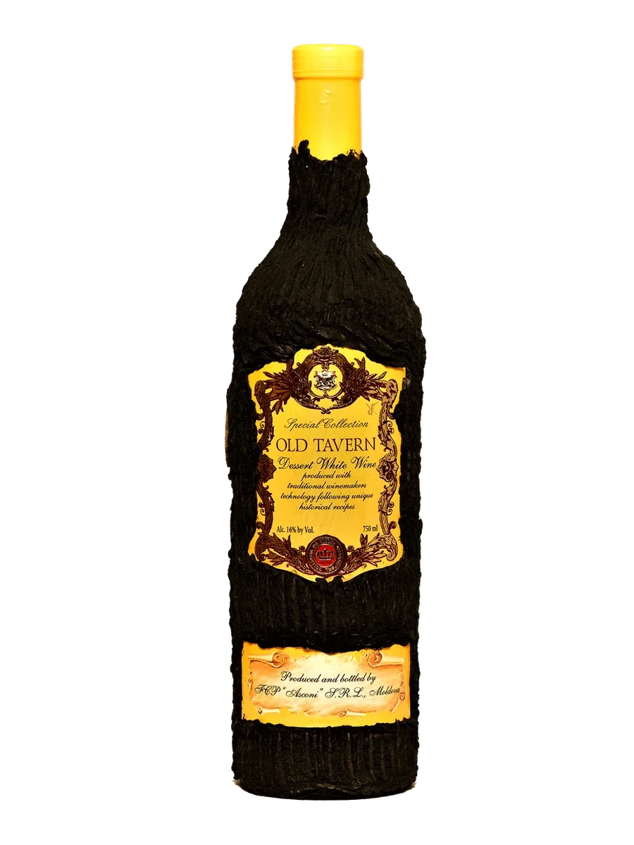 Old Tavern Dessert White Wine bottle